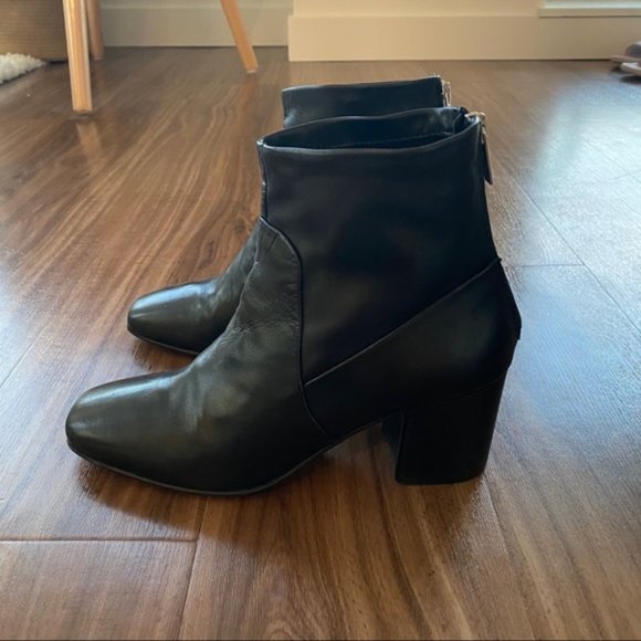 L'Intervalle Black Leather Booties Size 39 (Fits 8) - Picture 2 of 8